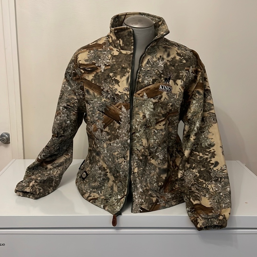 King’s Outdoor World Insulated Hunting Jacket Size Large (New, never worn)